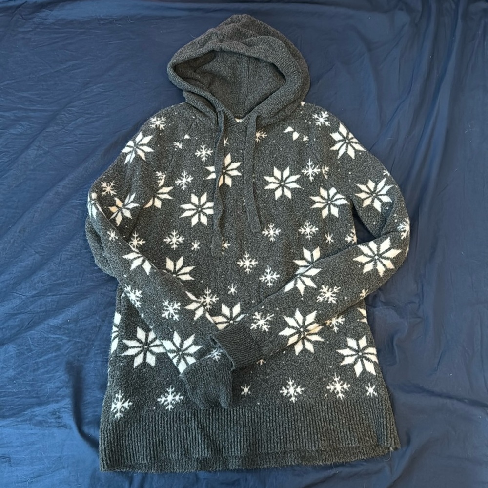 Gray snowflake hoodie LOFT sweater, small